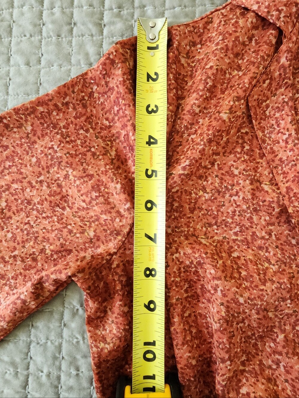 H&M Faux Wrap Silky Dress Vintage Retro Look 70s Office Vibe Size 6 US - Picture 9 of 14